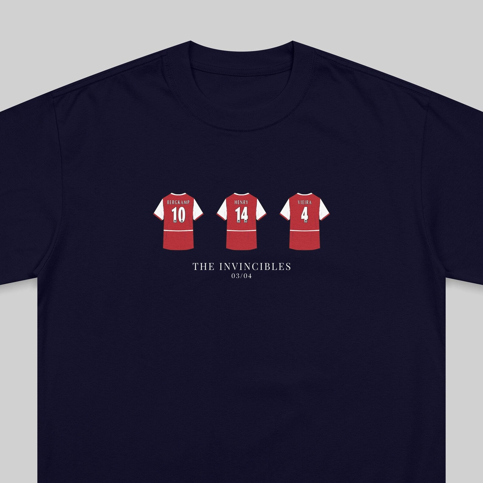 Arsenal Invincibles 03/04 embroidered t-shirt in navy – close-up detail